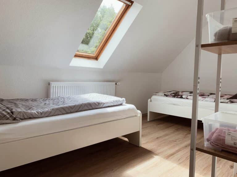 Calcit-Monteurzimmer-Wohnung-Hagen im Bremischen-Schlafzimmer 3
